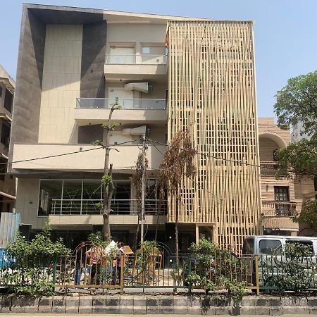Hotel Leo Saffron - Pitampura Дели Экстерьер фото