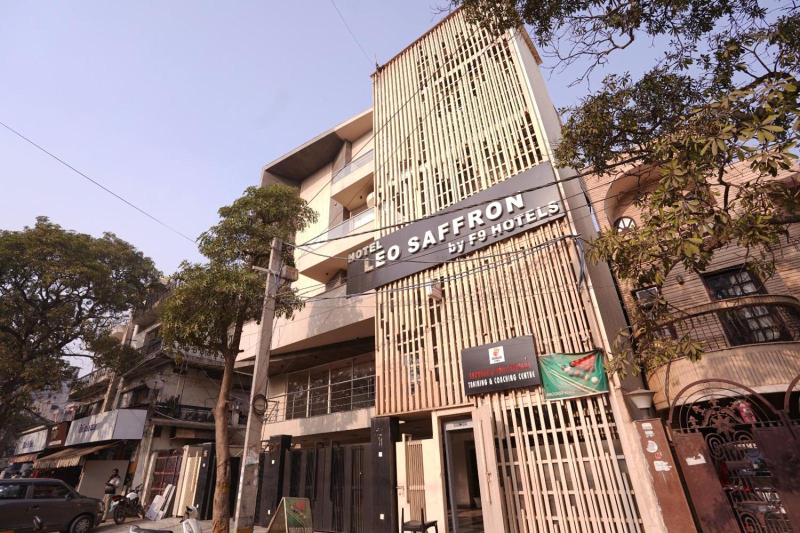 Hotel Leo Saffron - Pitampura Дели Экстерьер фото